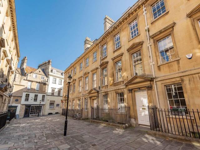 Apartment for rent in Widcombe, Dulcote