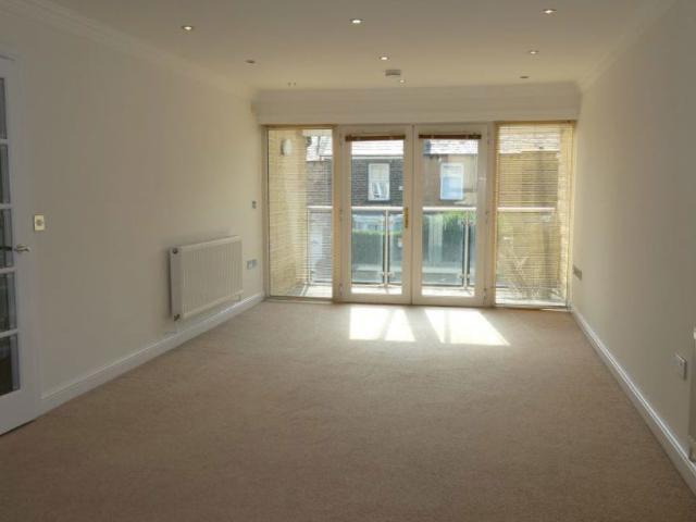 Apartment for rent in Crookes, South Yorkshire