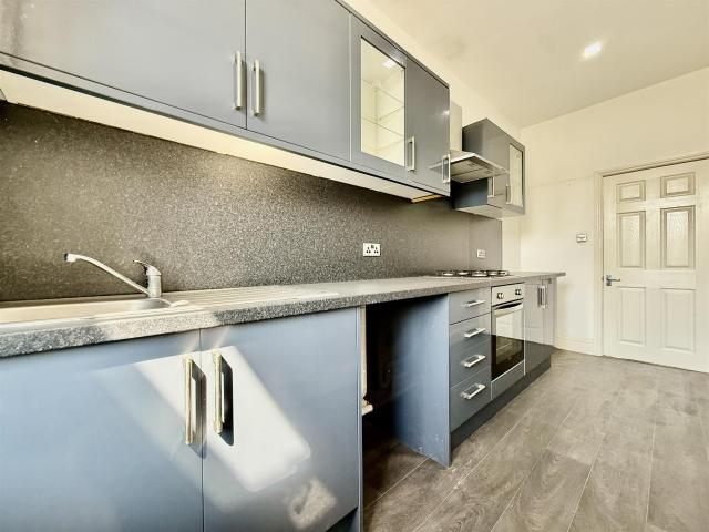 Apartment for rent in West Hoe, Mount Wise