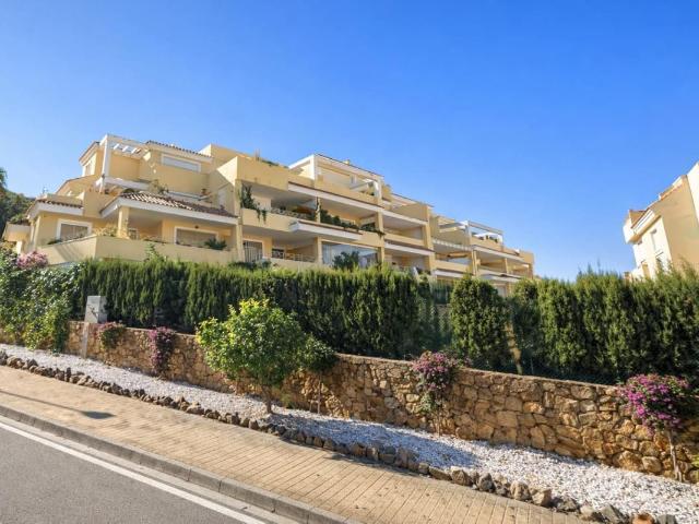 Apartamento en alquiler en Nueva Andalucía, Costa del Sol Occidental