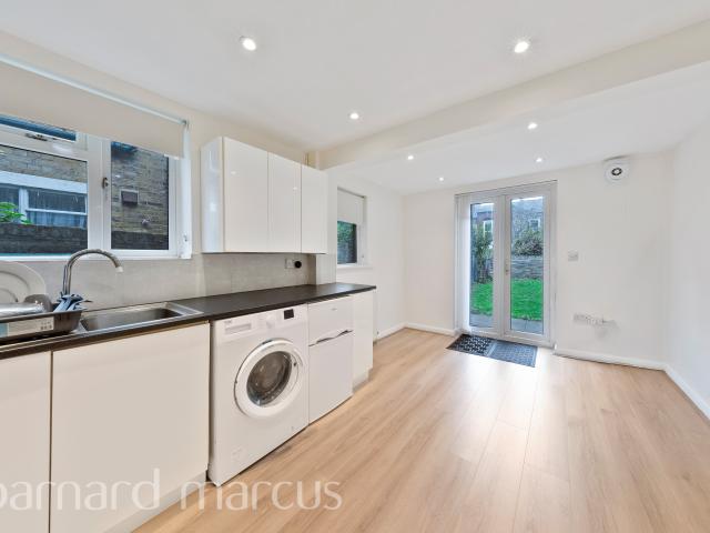 Apartment for rent in Peckham, Greater London