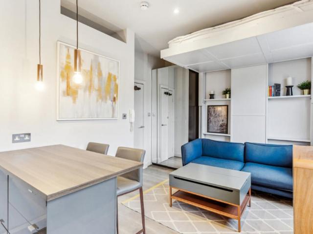 Apartment for rent in Fitzrovia, Greater London