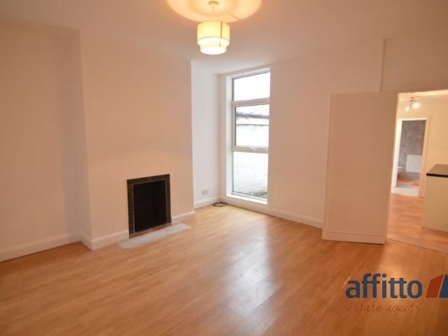 Apartment for rent in Newfoundpool, Old Wharf