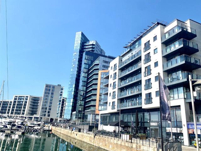 Apartment for rent in Ocean Village, Southampton