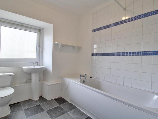 Apartment for rent in Wales