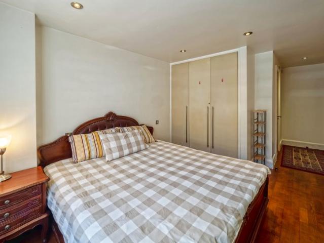 Apartment for rent in Paddington, Greater London