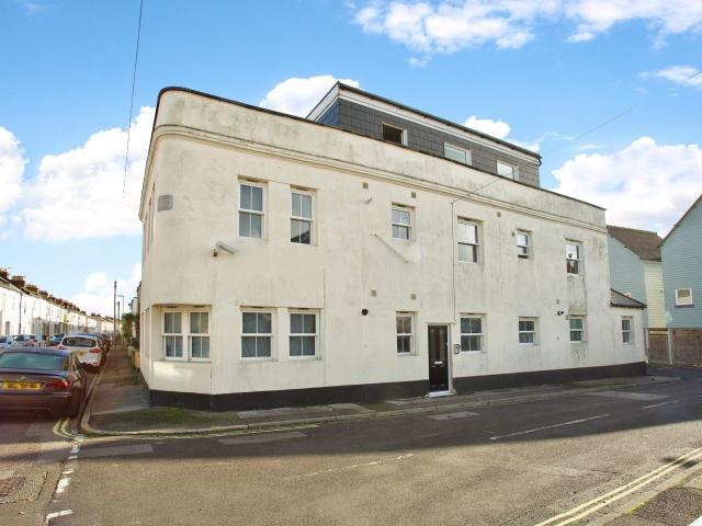 Apartment for rent in Clayhall, Middlecroft