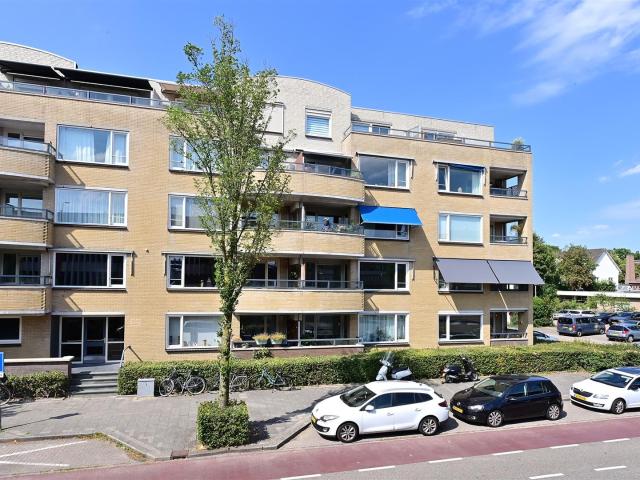 Appartement te huur in Bussum, Noord Holland
