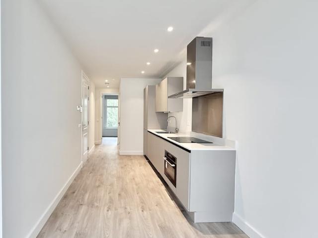 Appartement te huur in Van Lennepbuurt, Amsterdam