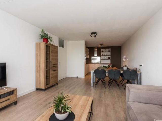 Appartement te huur in Schiedam, Zuid Holland