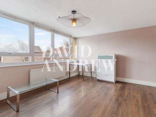 Apartment for rent in New Southgate, Greater London