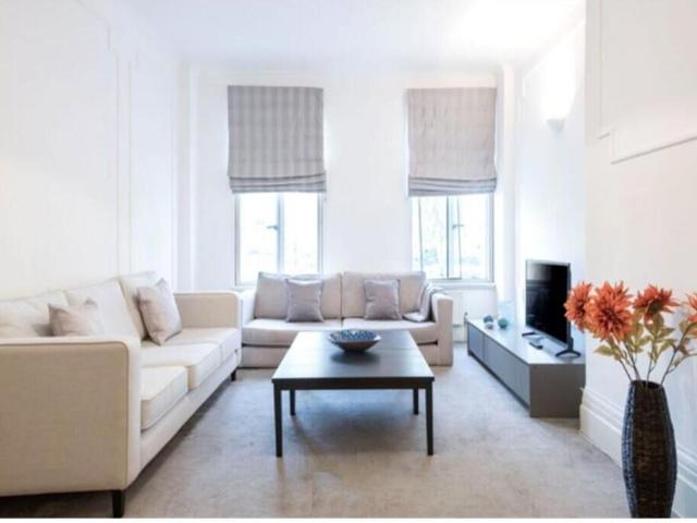 Apartment for rent in St. John's Wood, Greater London