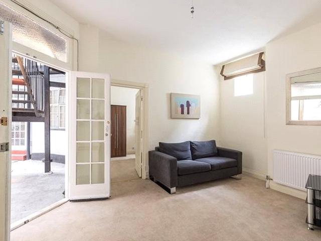 Apartment for rent in St. John's Wood, Greater London