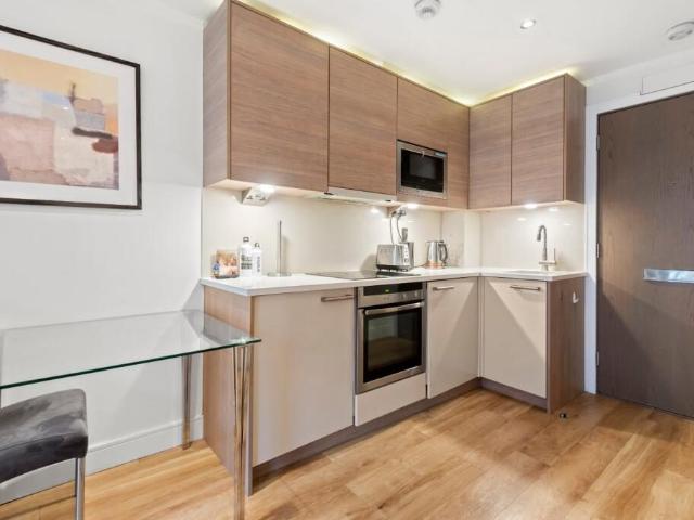 Apartment for rent in Fulham, Sands End