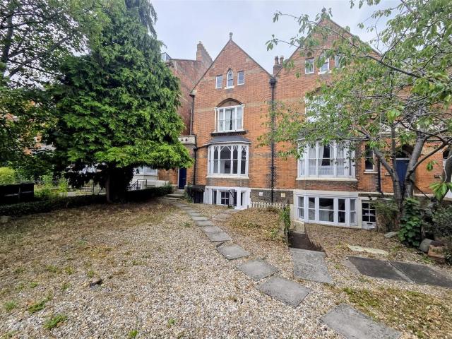 Apartment for rent in Guide Bridge, Greenheys
