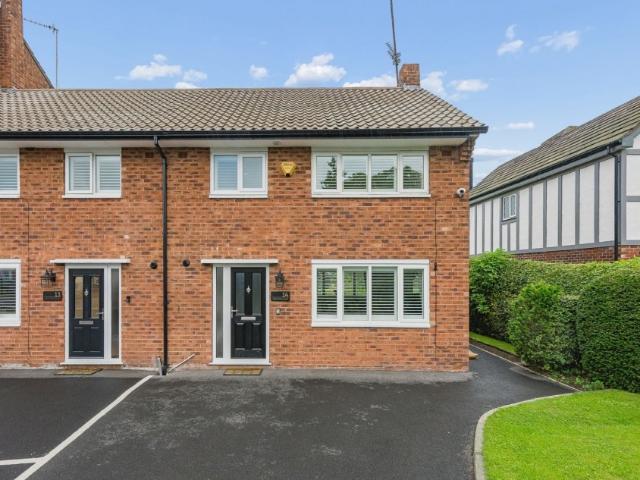 Apartment for rent in Fulshaw Park, Wilmslow