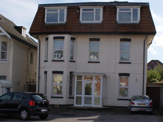 Apartment for rent in Pokesdown, Bournemouth