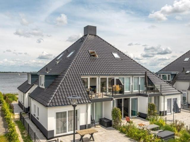 Appartement te huur in Offingawier, Friesland