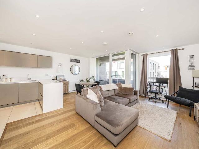 Apartment for rent in East Greenwich, Greater London