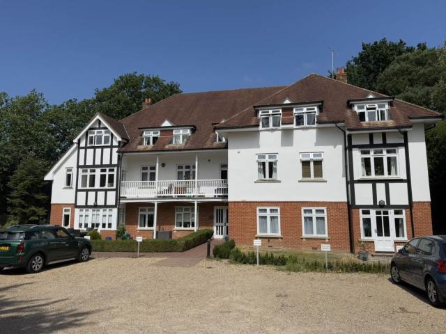 Apartment for rent in St James, Sandown Park