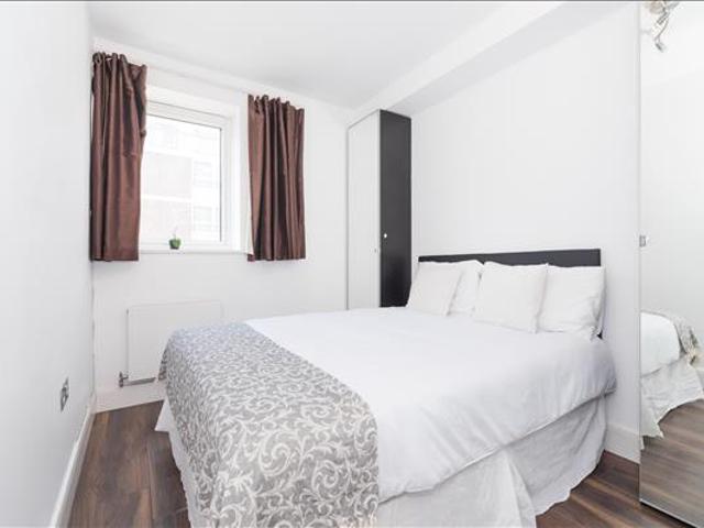 Apartment for rent in Paddington, Greater London