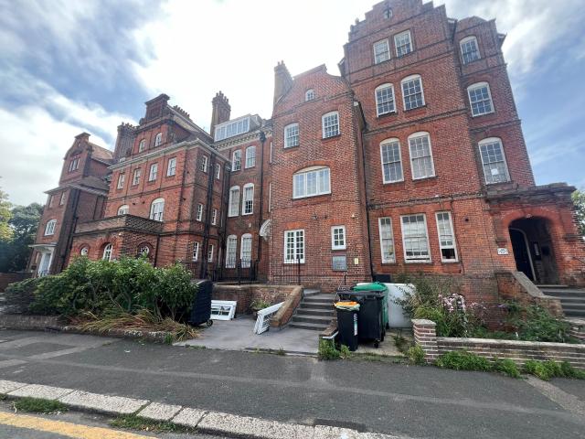 Apartment for rent in St Leonards Green, Guestling Green