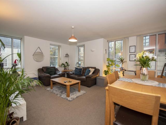 Apartment for rent in The Meadows, Haddon