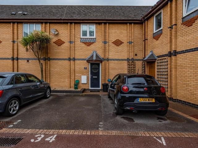 Apartment for rent in Penarth Marina, Penarth