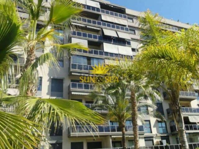 Apartamento en alquiler en Alicante, Valencia