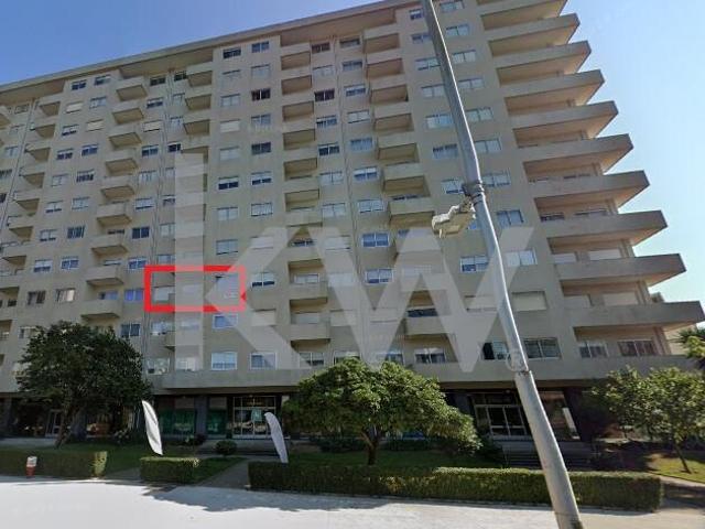 Apartamento alugar em Porto, Lordelo Do Ouro