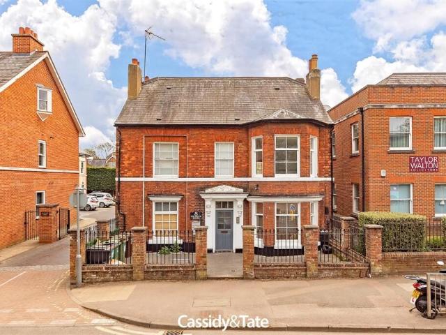Apartment for rent in St Albans, Five Acres