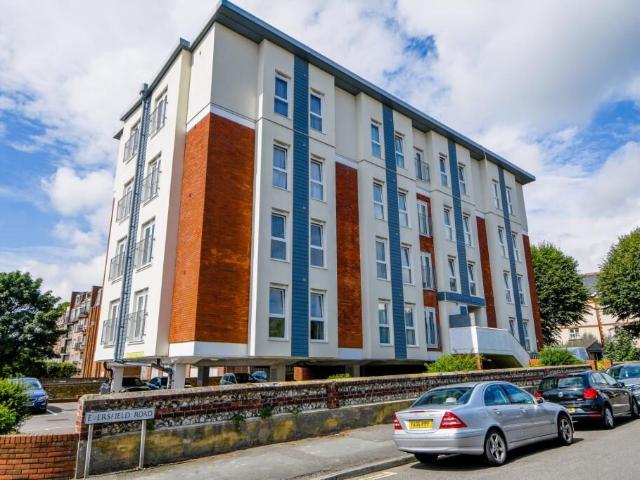 Apartment for rent in Upperton, Eastbourne