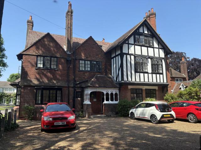 Apartment for rent in Bickley, Greater London