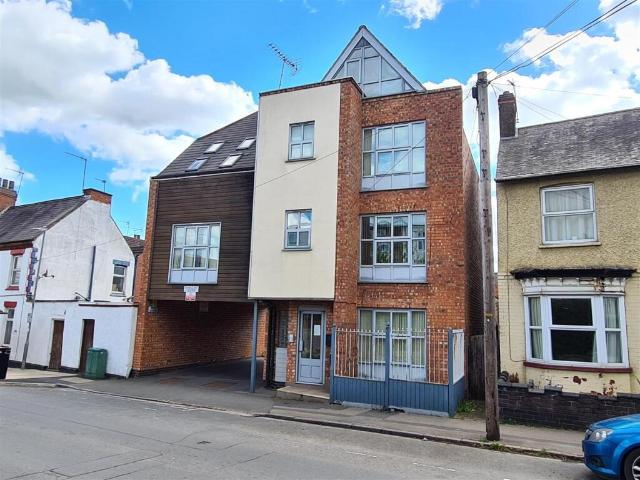 Apartment for rent in New Bilton, Warwickshire