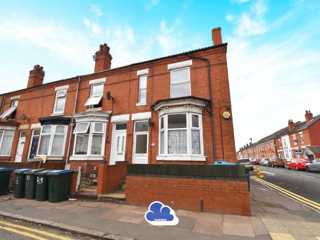 Apartment for rent in Ball Hill, West Midlands
