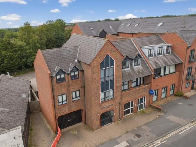 Apartment for rent in Heol-las, Surrey