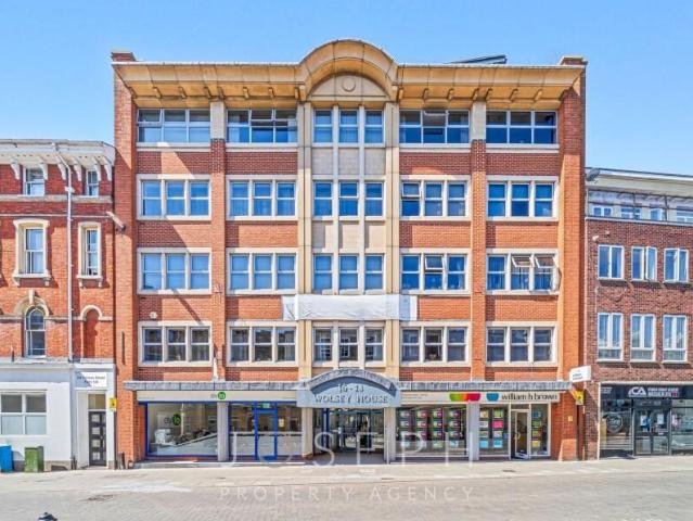 Apartment for rent in Key Street, Suffolk