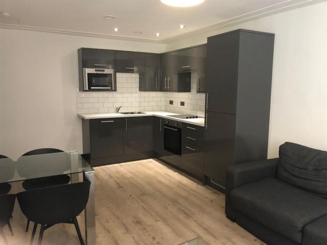 Apartment for rent in Cavern Quarter, Calderstones