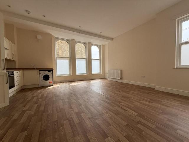 Apartment for rent in Midway, Kent