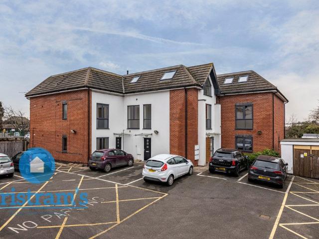 Apartment for rent in Compton Acres, Barton In Fabis