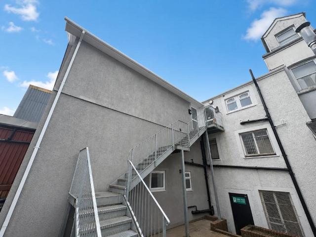 Apartment for rent in Hilltop, Vale
