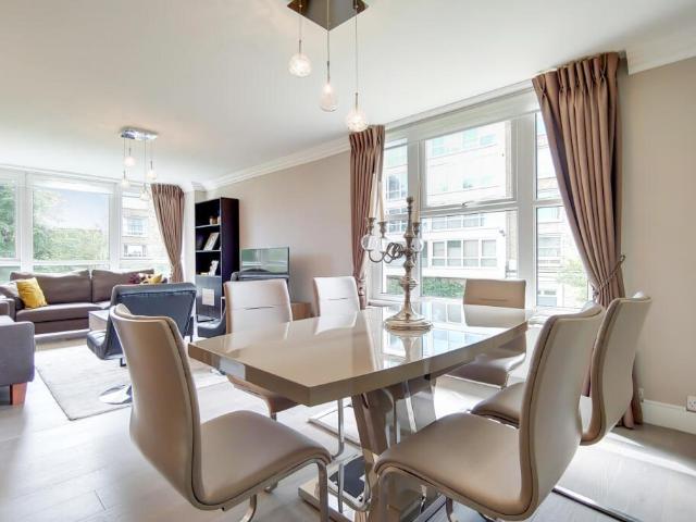 Apartment for rent in Belsize Park, Greater London
