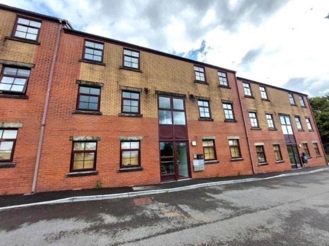 Apartment for rent in Burnedge, Greater Manchester