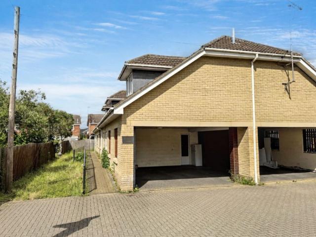 Apartment for rent in Peterborough