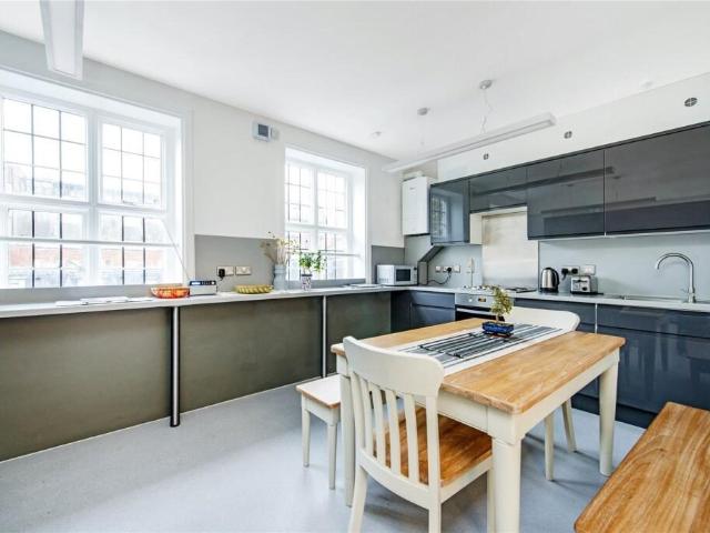 Apartment for rent in Pimlico, Greater London