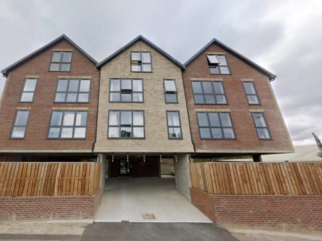 Apartment for rent in Sandown Park, Kent