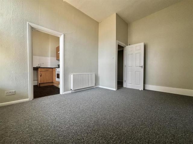 Apartment for rent in Bohemia, Guestling Green