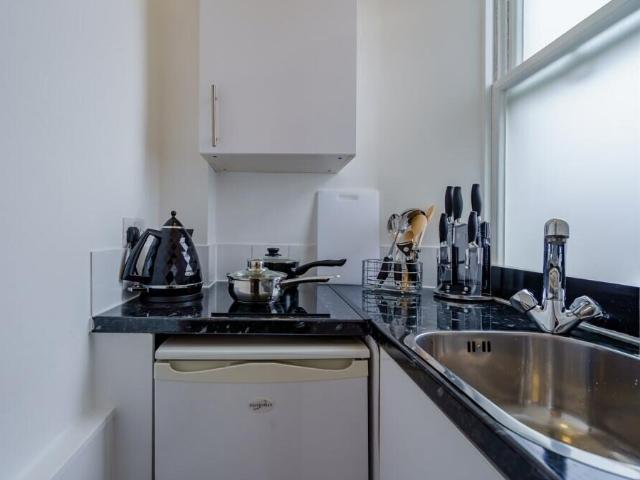 Apartment for rent in Mayfair, Greater London