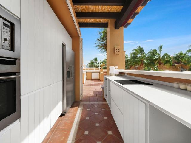 Apartamento en alquiler en Marbella
