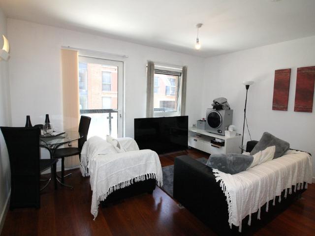 Apartment for rent in Saint Vincent's, Netherthorpe